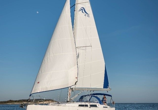 Hanse 418
