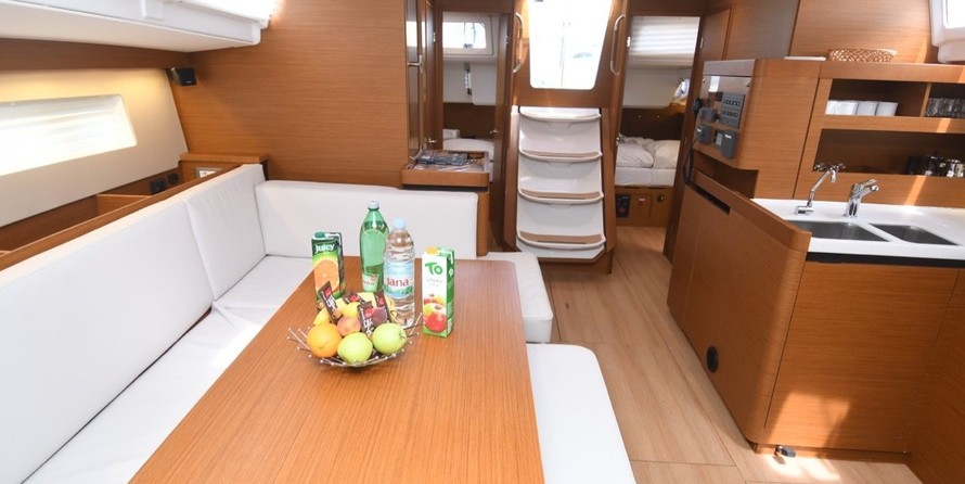Jeanneau Sun Odyssey 490