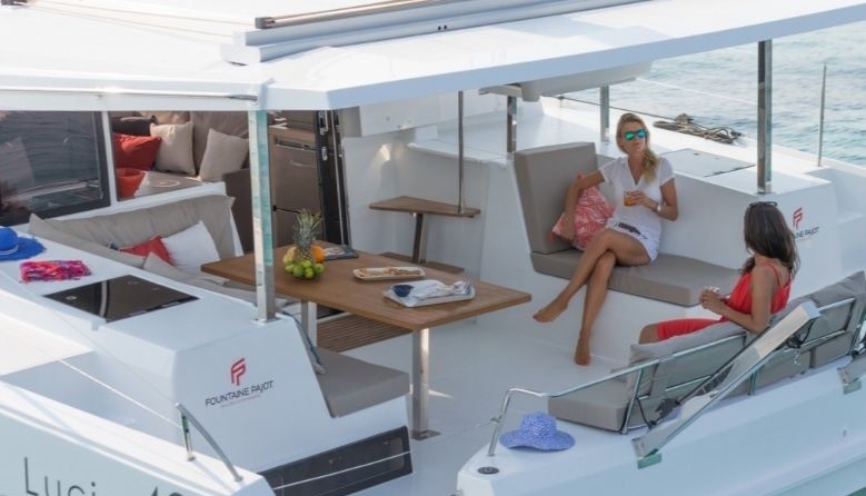 Fountaine Pajot Lucia 40