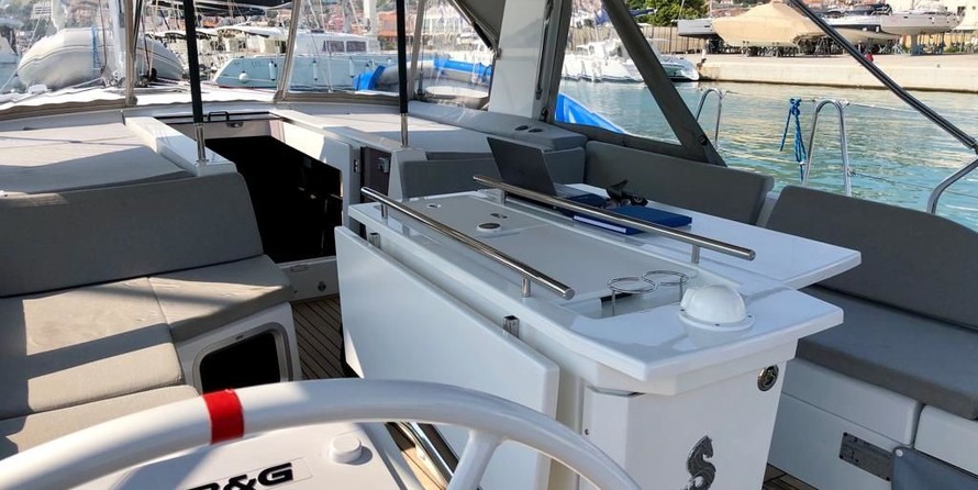 Beneteau Oceanis 51.1