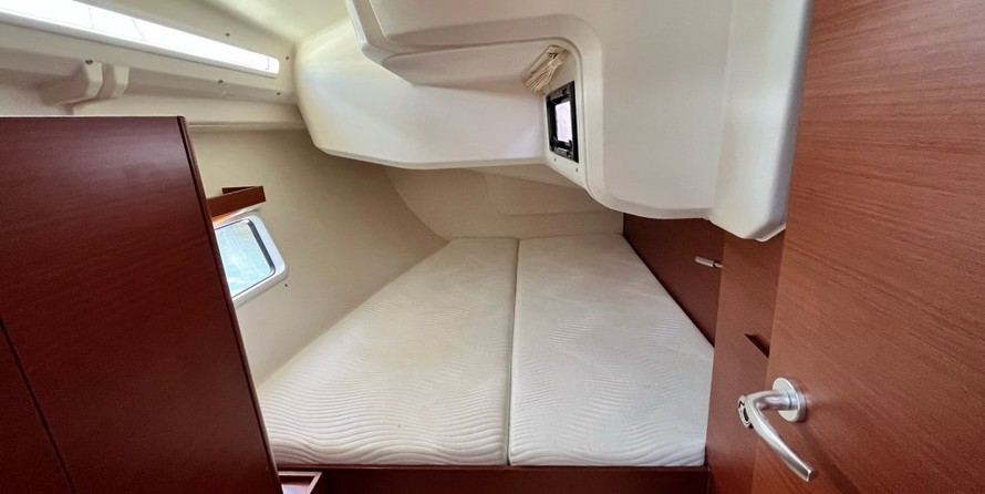 Hanse 418
