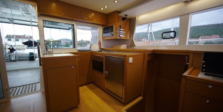 Lagoon 450 F
