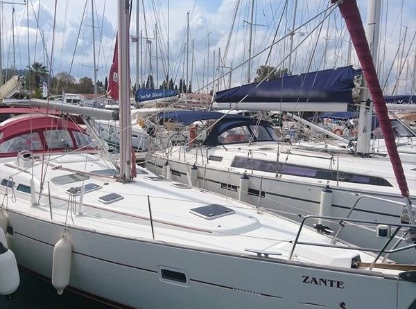 Beneteau Oceanis Clipper 423