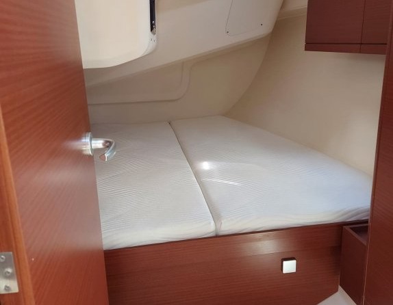 Hanse 418