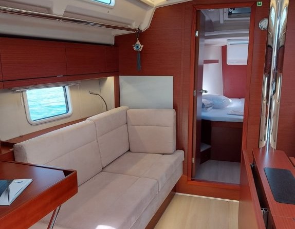 Hanse 418