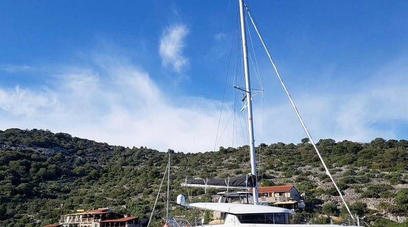 Lagoon 42