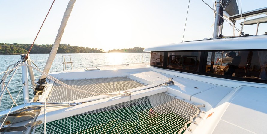 Lagoon 42
