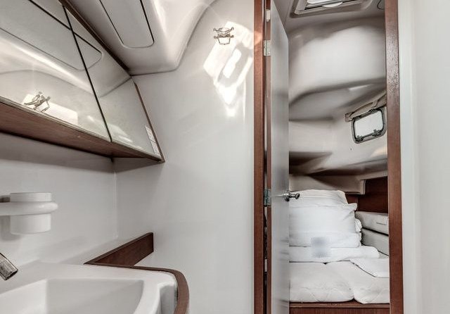 Beneteau Oceanis 40
