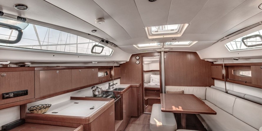 Beneteau Oceanis 40