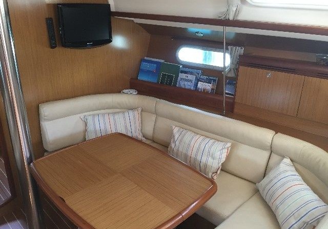 Jeanneau Sun Odyssey 42 i