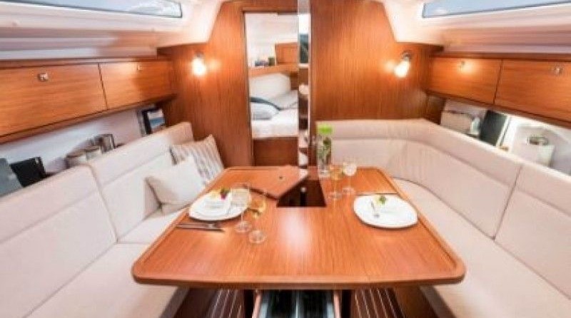 Bavaria CRUISER 34