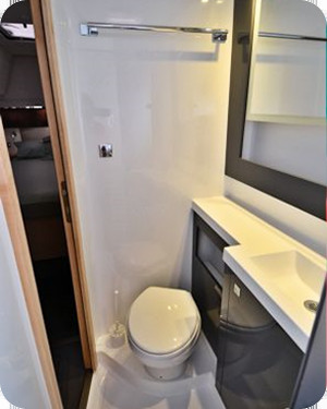 Fountaine Pajot Helia 44