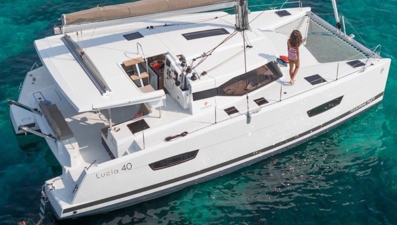 Fountaine Pajot Lucia 40