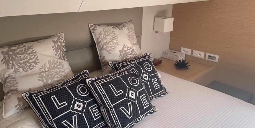 Fountaine Pajot MY 40