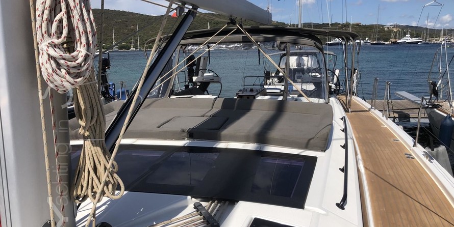 Dufour 530