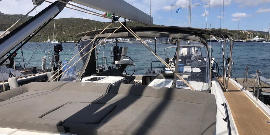 Dufour 530