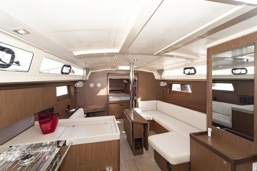 Beneteau Oceanis 41.1