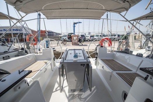 Beneteau Oceanis 41.1
