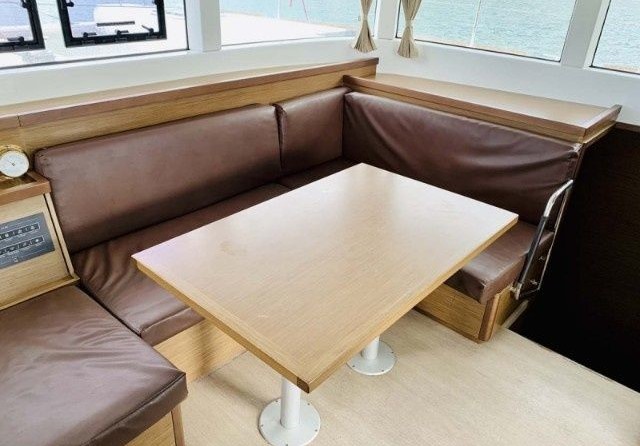 Lagoon 40