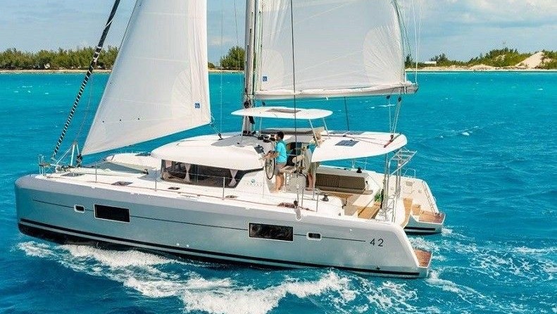 Lagoon 42