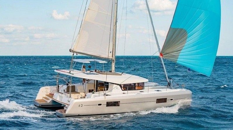 Lagoon 42