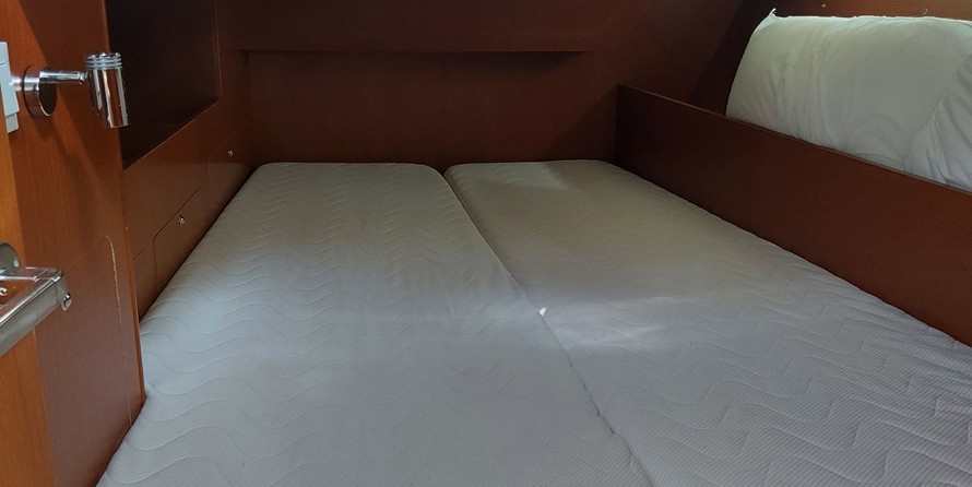 Beneteau Oceanis 41.1