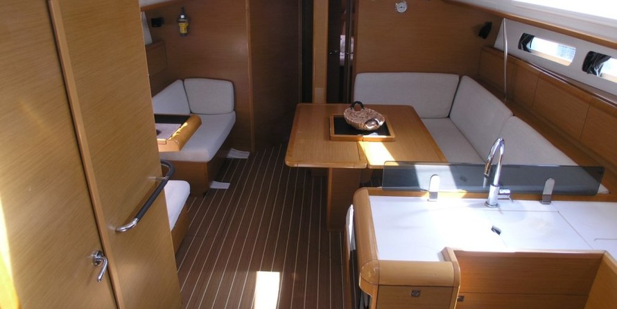 Jeanneau Sun Odyssey 439