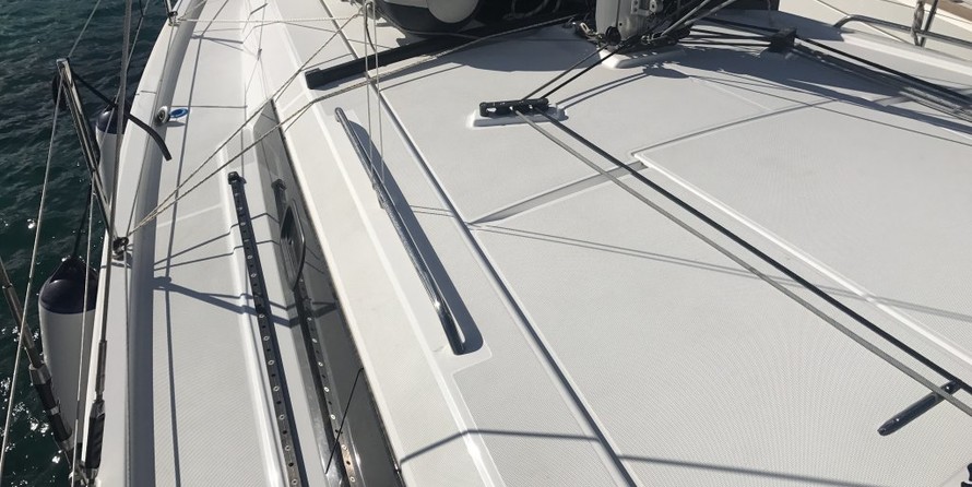 Beneteau Oceanis 41.1