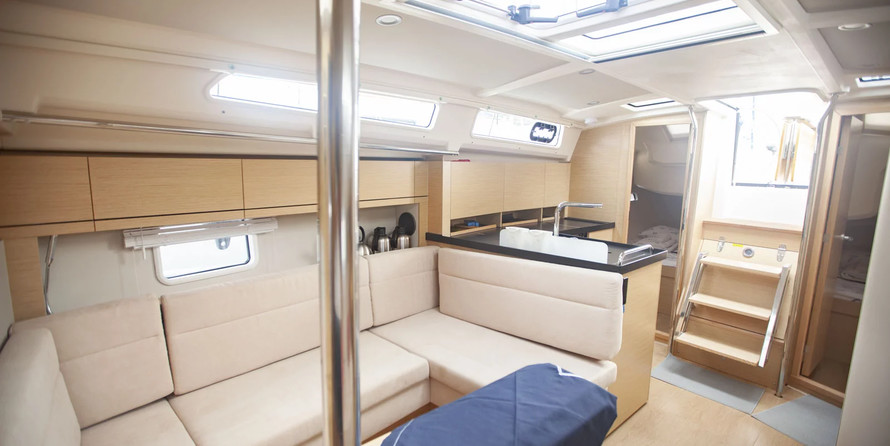 Hanse 388