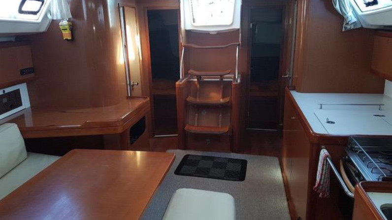 Beneteau Oceanis 46