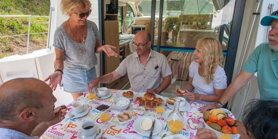 Cantieri estensi goldstar 560 c fly