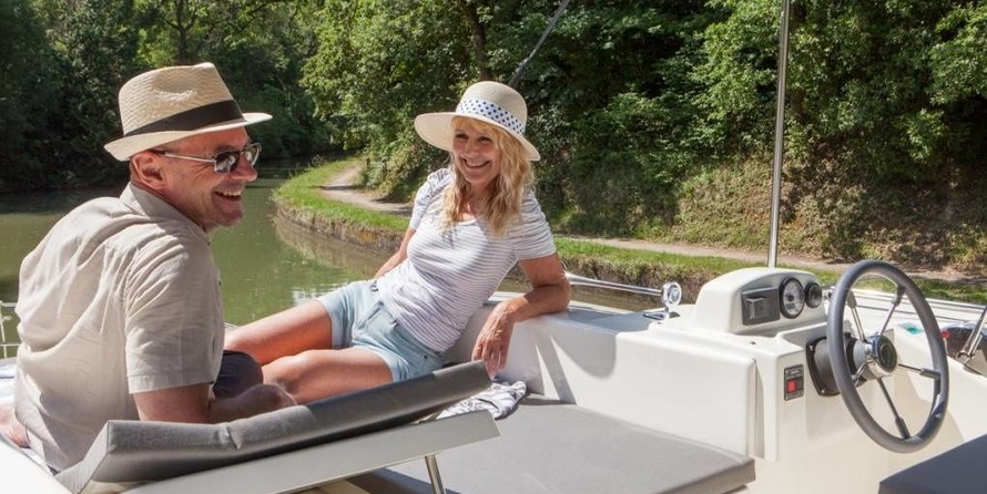 Cantieri estensi goldstar 560 c fly