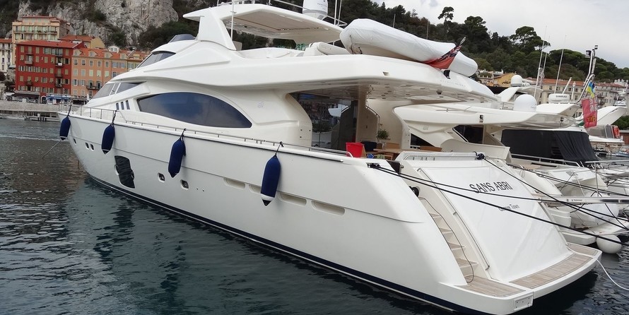 Ferretti 89