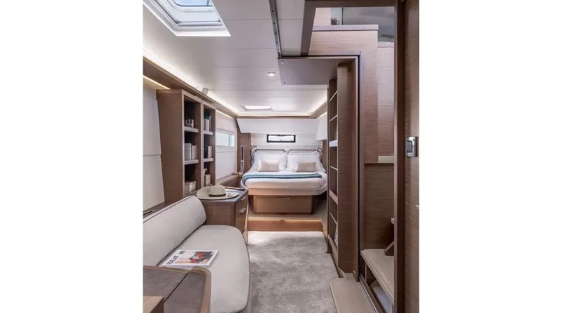 Lagoon 46 (4+2cab)