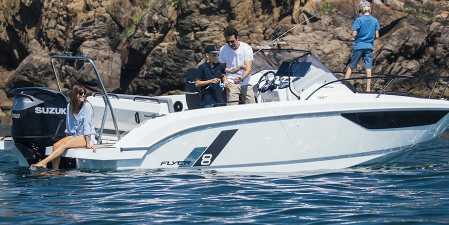 Beneteau Flyer 8