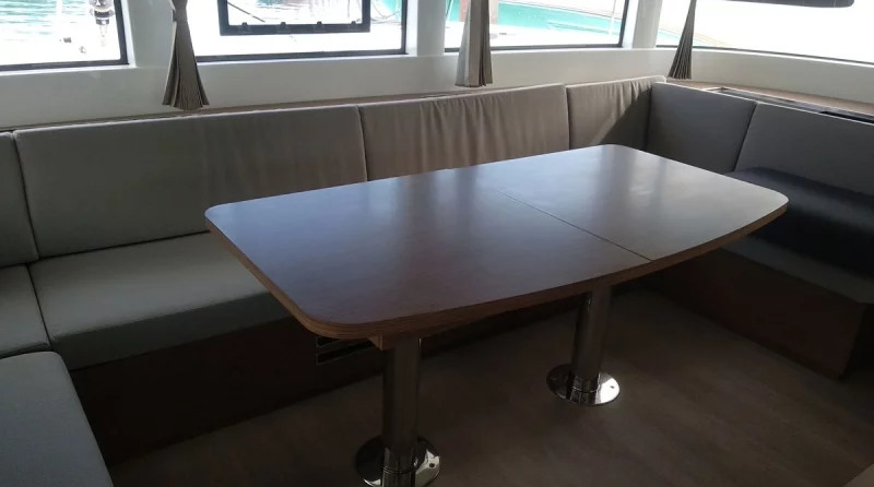 Lagoon 50