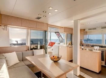Lagoon 52
