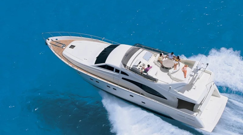 Ferretti 68