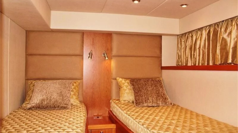 Sunseeker Portofino 53