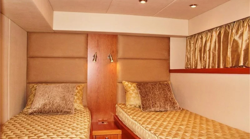 Sunseeker Portofino 53