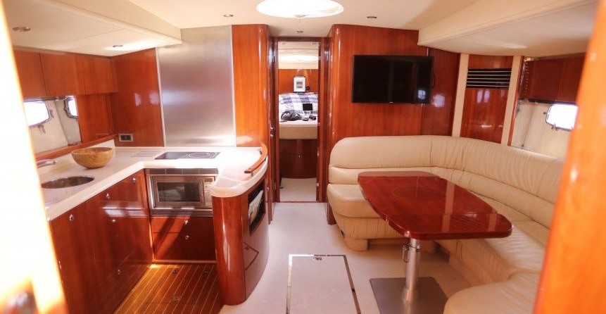 Fairline 52