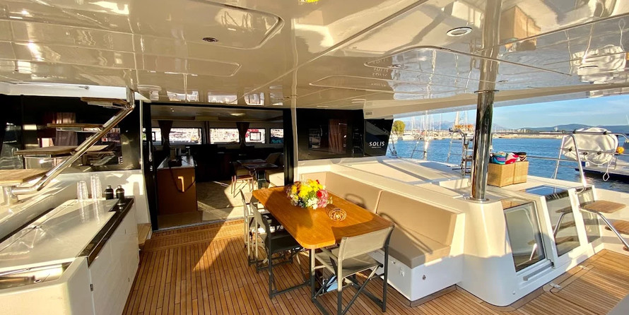 Lagoon 620