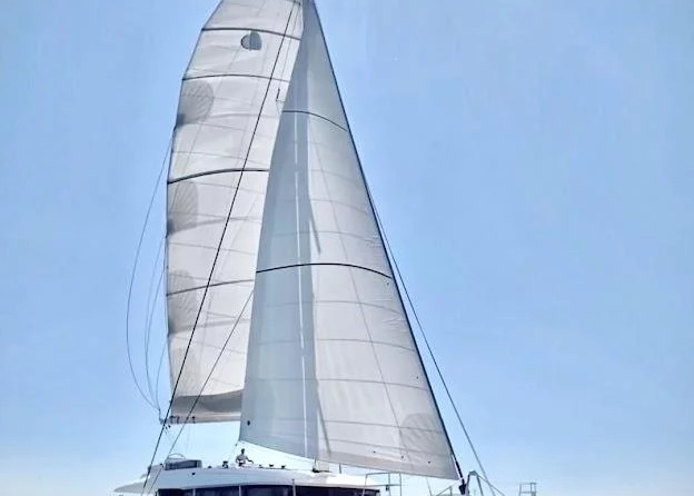 Lagoon 620