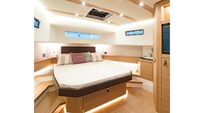 Cantieri navali di mediterraneo continental 50 sport