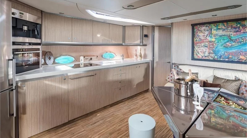 Sunseeker Predator 68