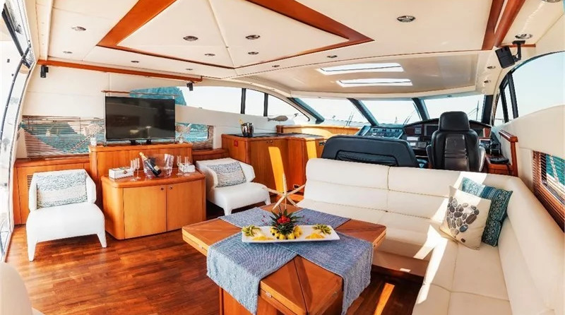 Sunseeker Predator 72