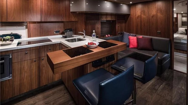 Sunseeker Predator 74