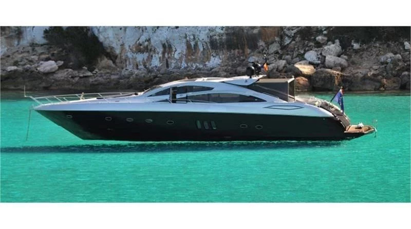 Sunseeker Predator 82
