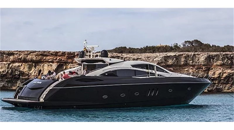 Sunseeker Predator 82