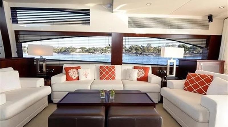 Sunseeker Predator 82